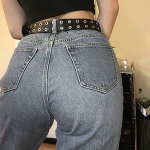 Vintage high waisted light wash jeans
